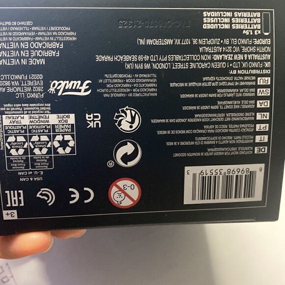 Funko POP Bobble Star Wars: Darth Vader Electronic Lights and Sounds #343 - Picture 4 of 9